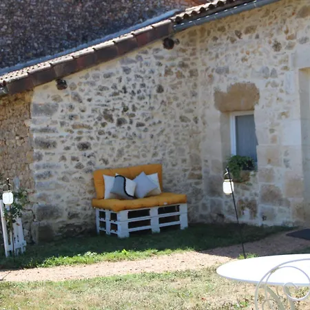 La P'tite Maison * Lussas-et-Nontronneau